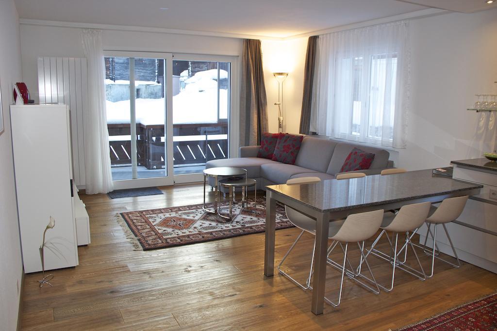 Alpenhof Apartment Saas-Fee Room photo